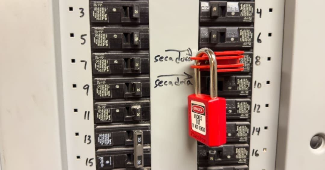 Lockout-Tagout (LOTO) : Le guide complet | Acciline+